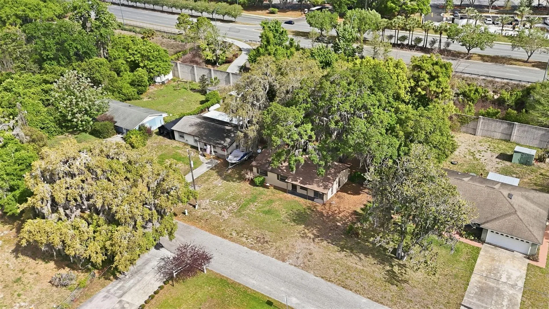 10829 Margaret Drive Tavares FL 32778