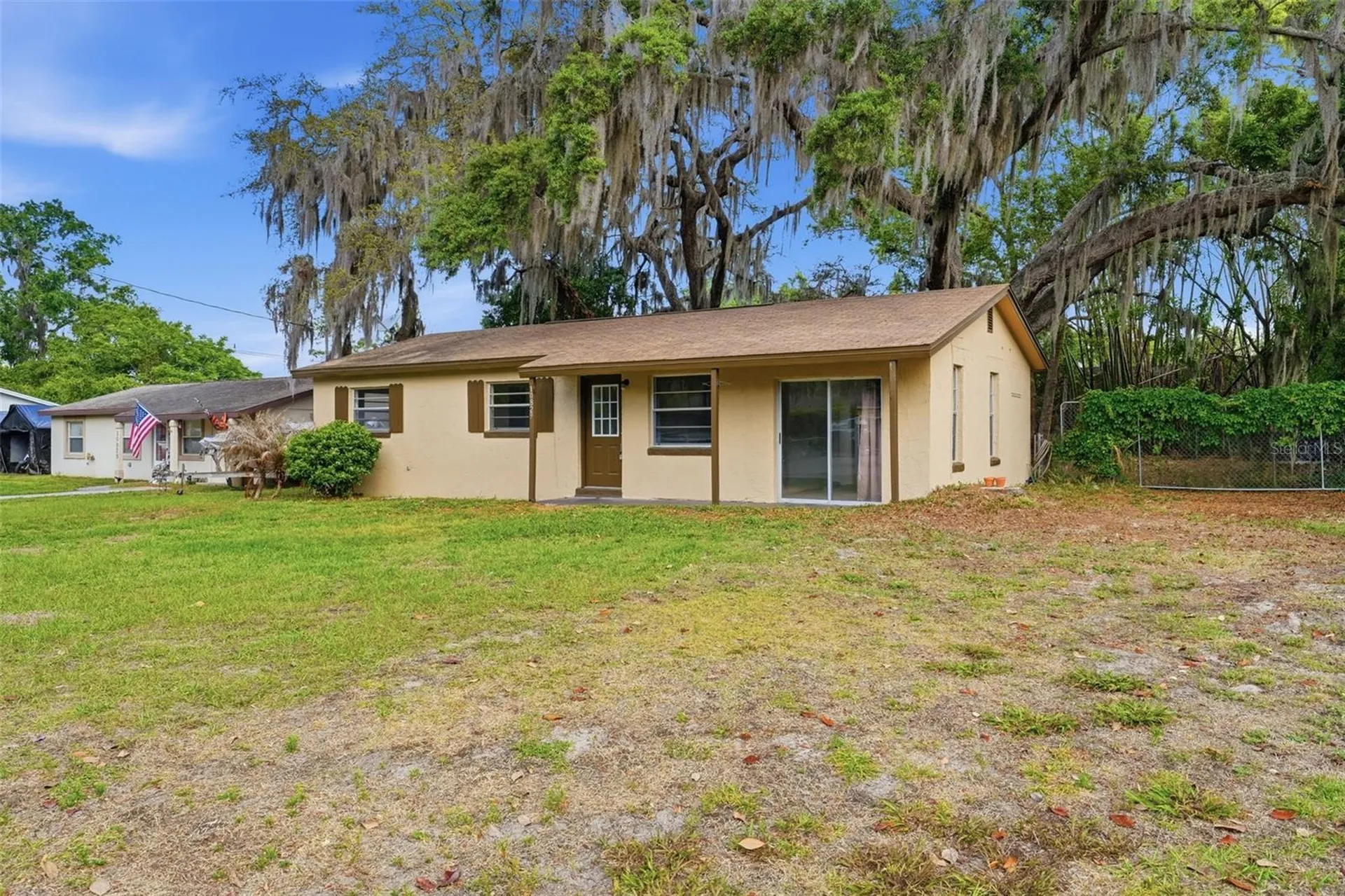 10829 Margaret Drive Tavares FL 32778