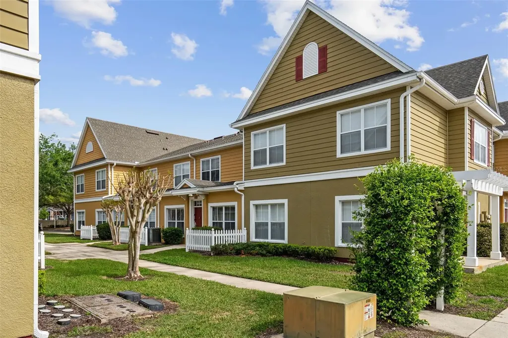 4561 Yellowgold Road E Kissimmee FL 34746