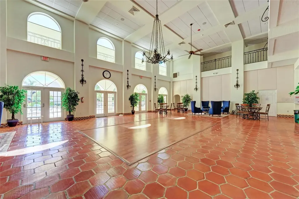 6101 34th St W Bradenton FL 34210