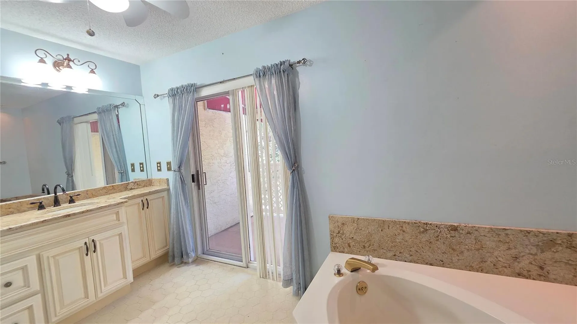 6101 34th St W Bradenton FL 34210