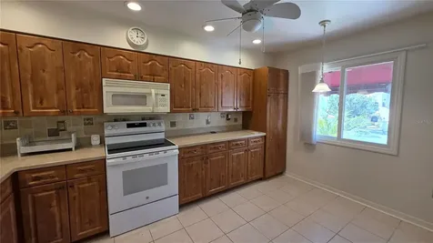 6101 34th St W Bradenton FL 34210