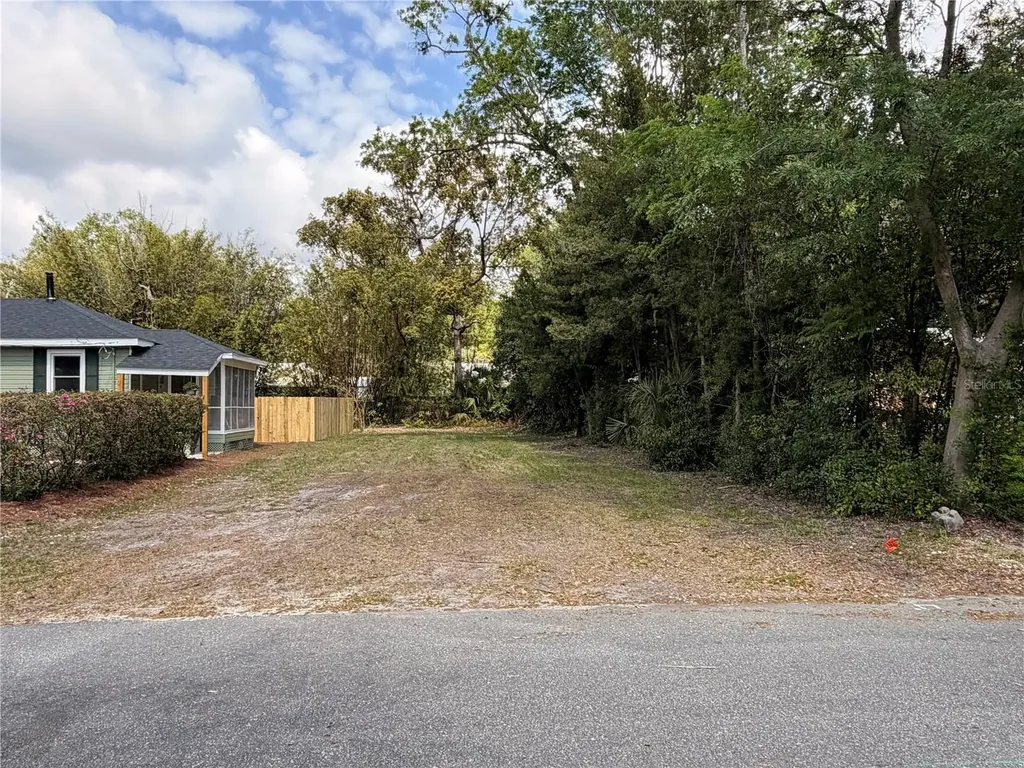 NE 7th Place Gainesville FL 32601