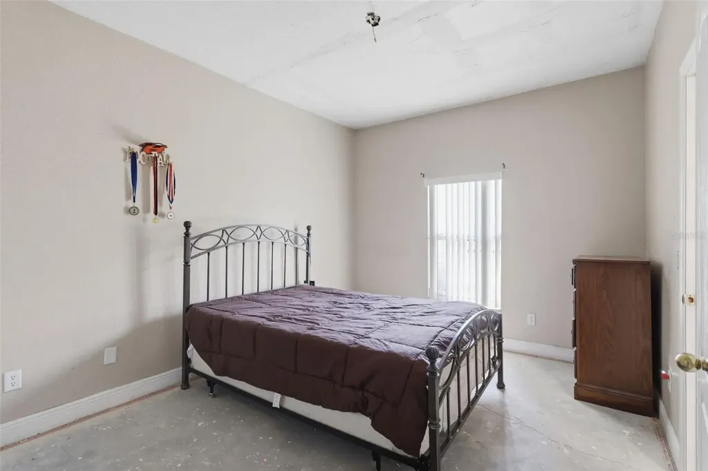 1051 Dunbar Avenue Sanford FL 32771