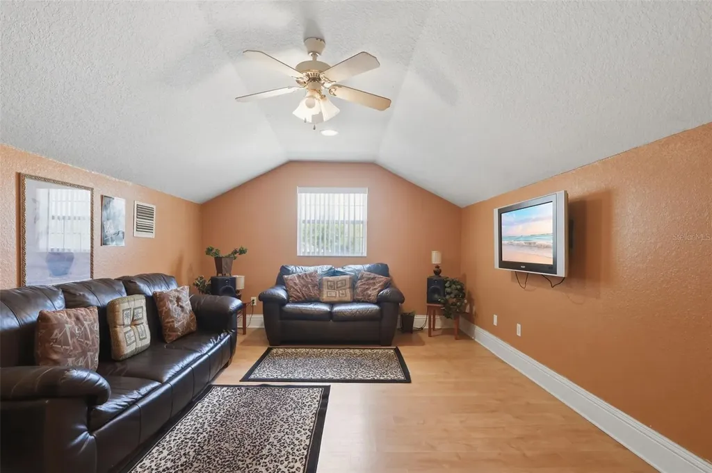 1051 Dunbar Avenue Sanford FL 32771