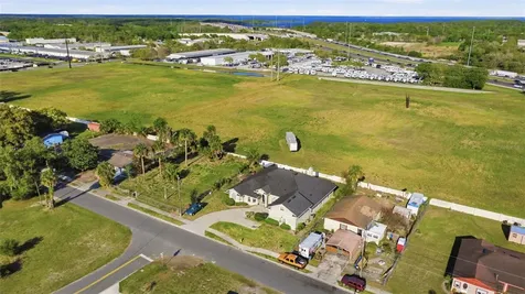 1051 Dunbar Avenue Sanford FL 32771