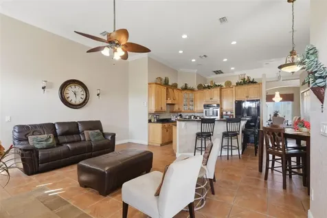1051 Dunbar Avenue Sanford FL 32771