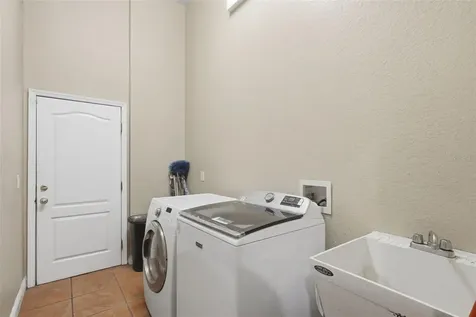 1051 Dunbar Avenue Sanford FL 32771