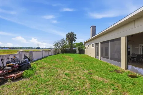 1051 Dunbar Avenue Sanford FL 32771