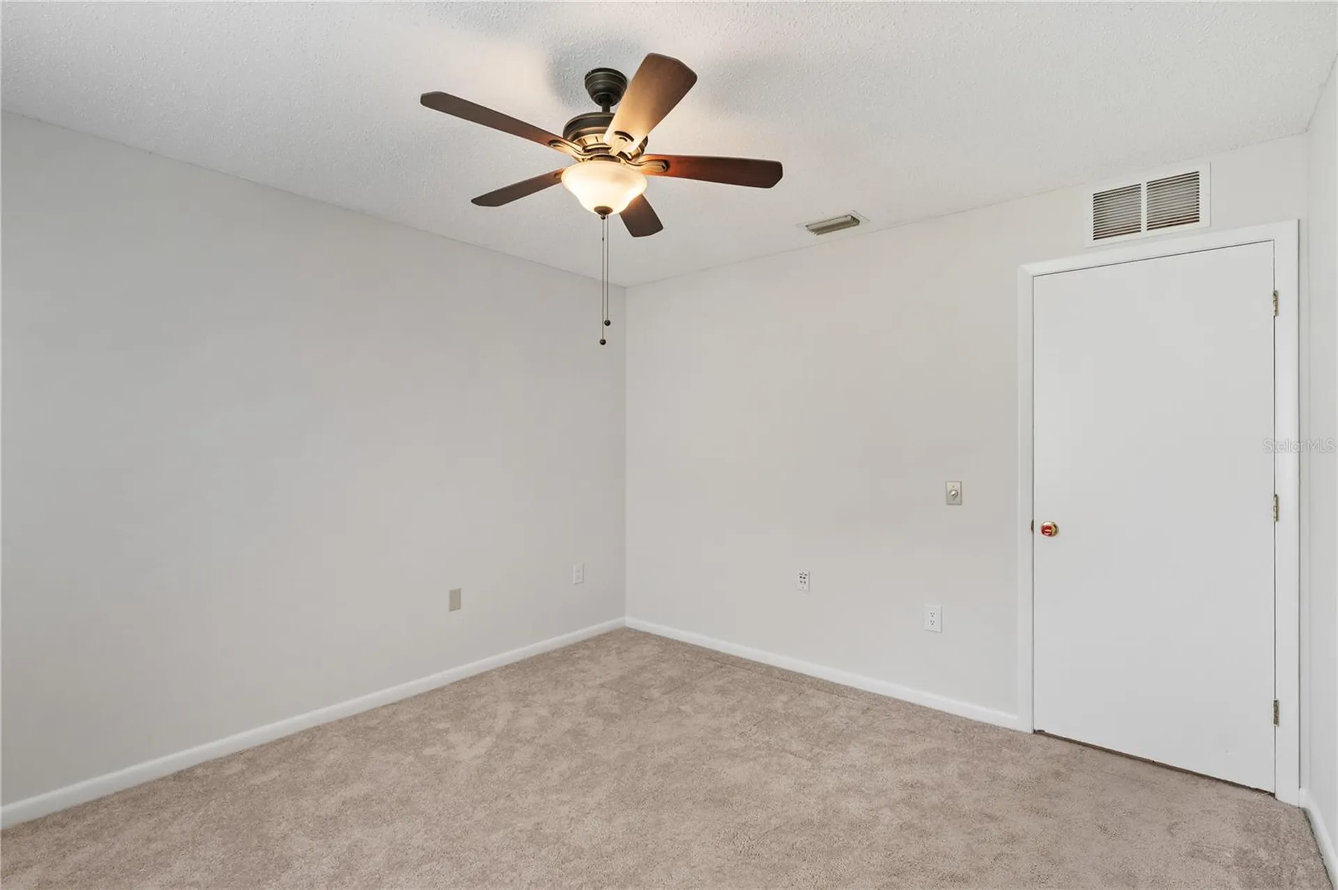 4770 Silver Circle Zephyrhills FL 33541