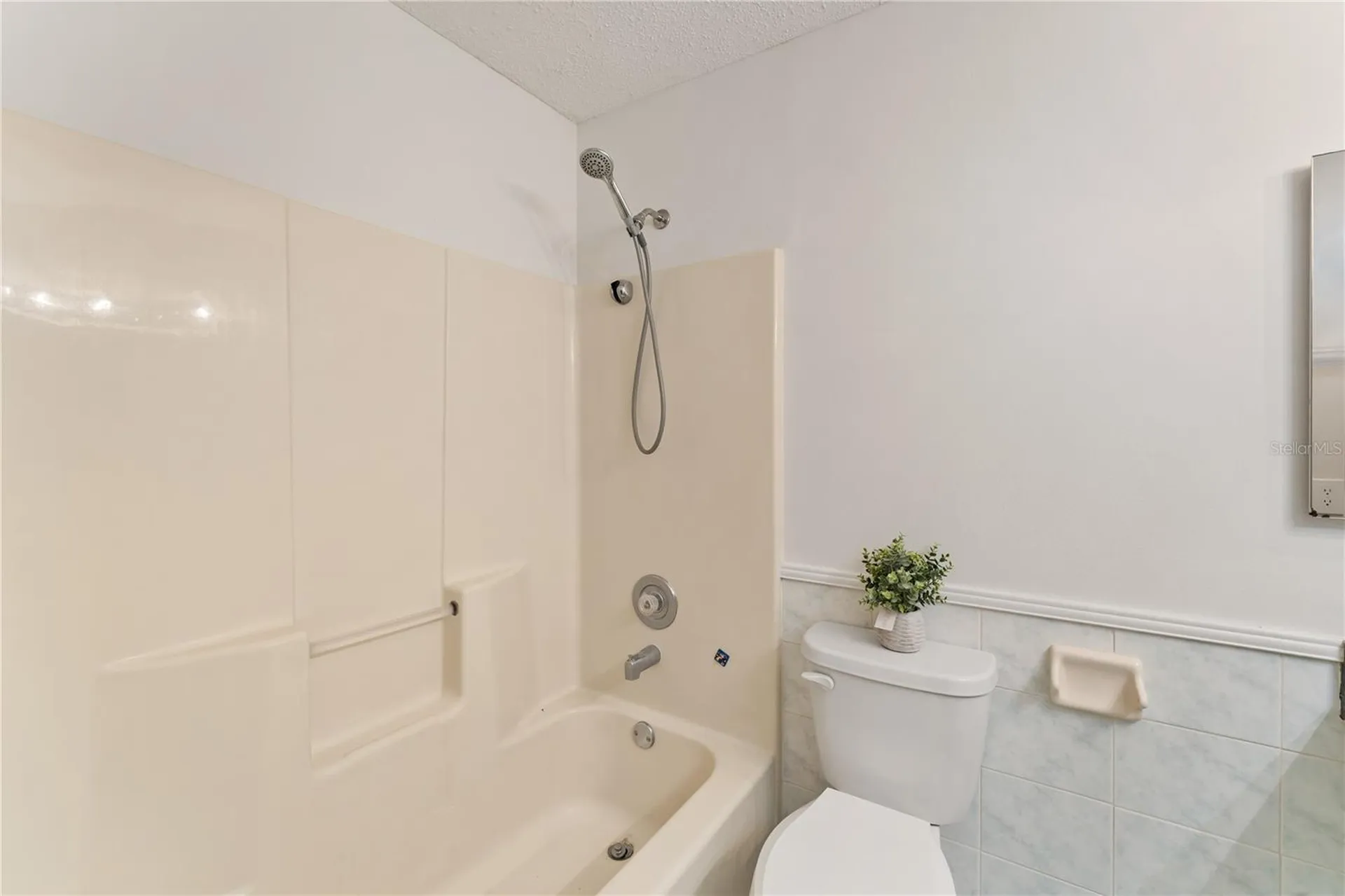 4770 Silver Circle Zephyrhills FL 33541