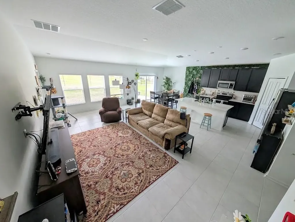 2860 Big Sur Road Davenport FL 33837
