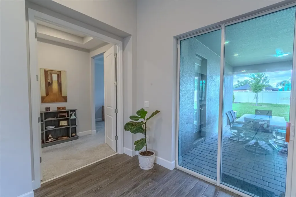 132 Lake Drive Oviedo FL 32765