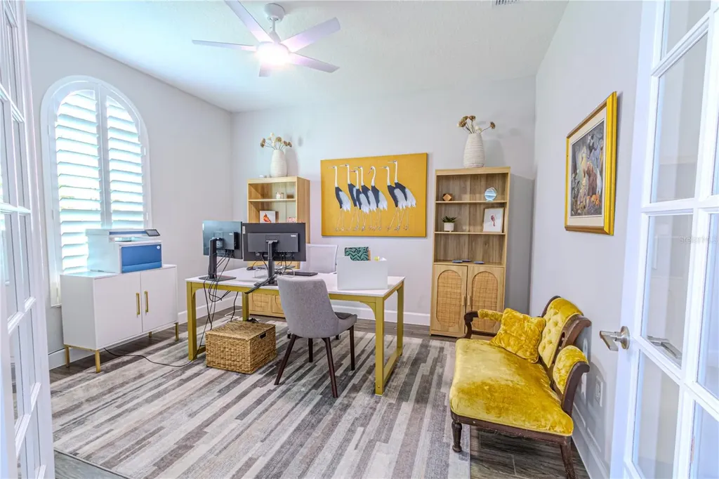 132 Lake Drive Oviedo FL 32765