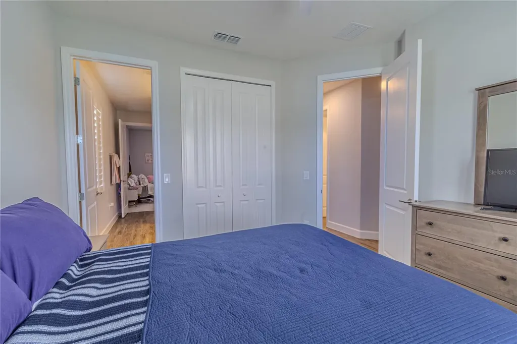 132 Lake Drive Oviedo FL 32765