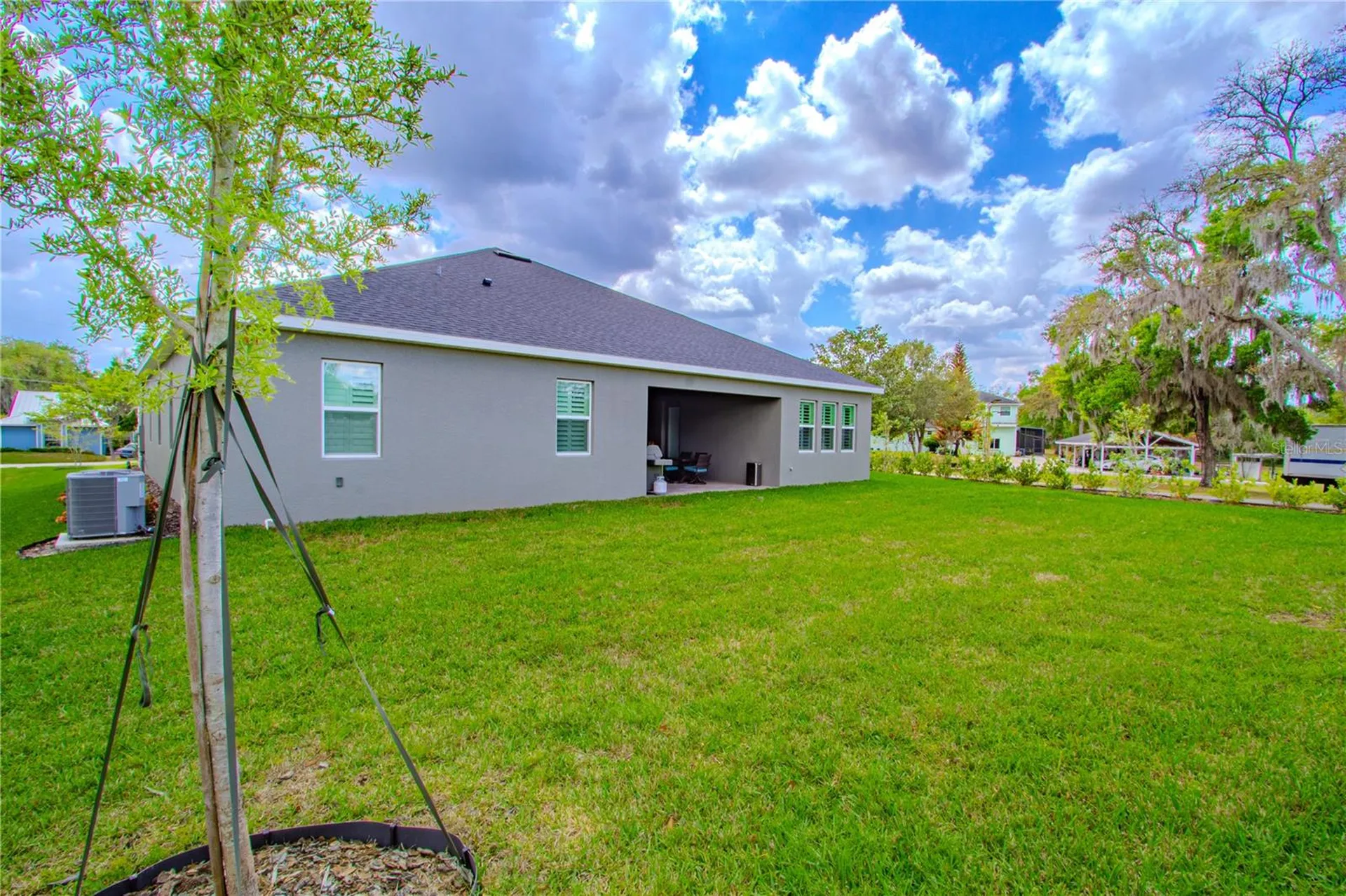 132 Lake Drive Oviedo FL 32765