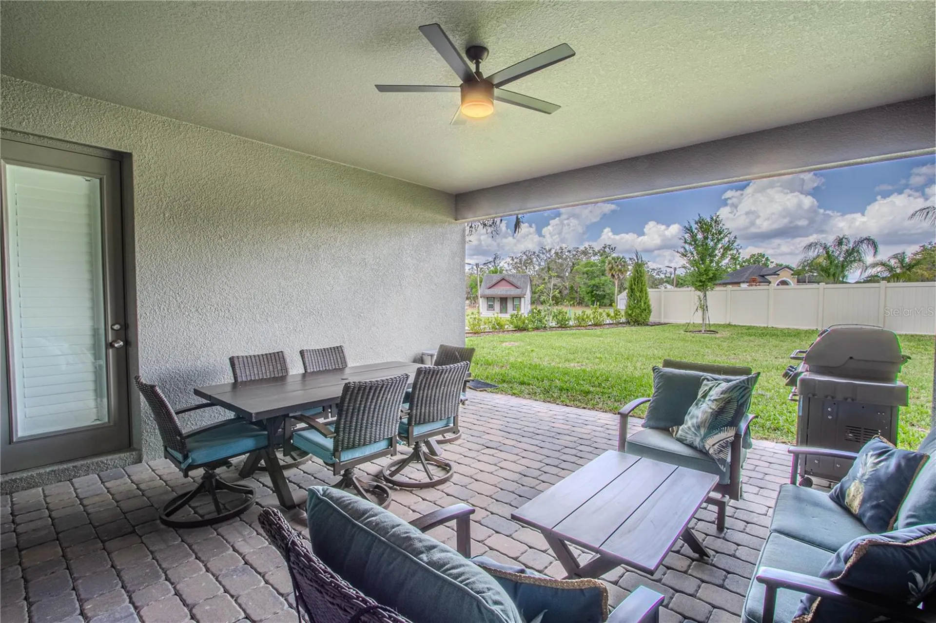 132 Lake Drive Oviedo FL 32765