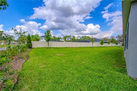 132 Lake Drive Oviedo FL 32765
