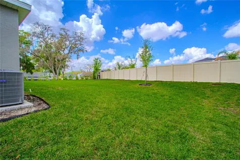 132 Lake Drive Oviedo FL 32765