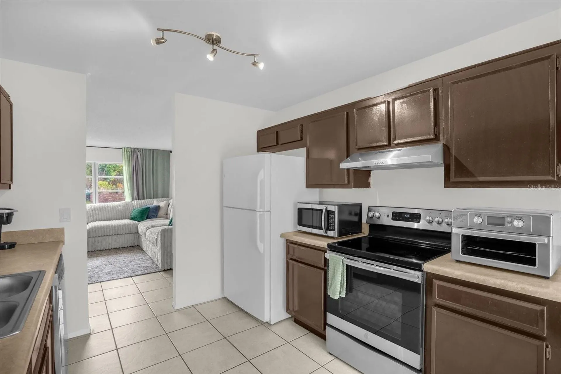 6125 Rocky Trail Orlando FL 32808