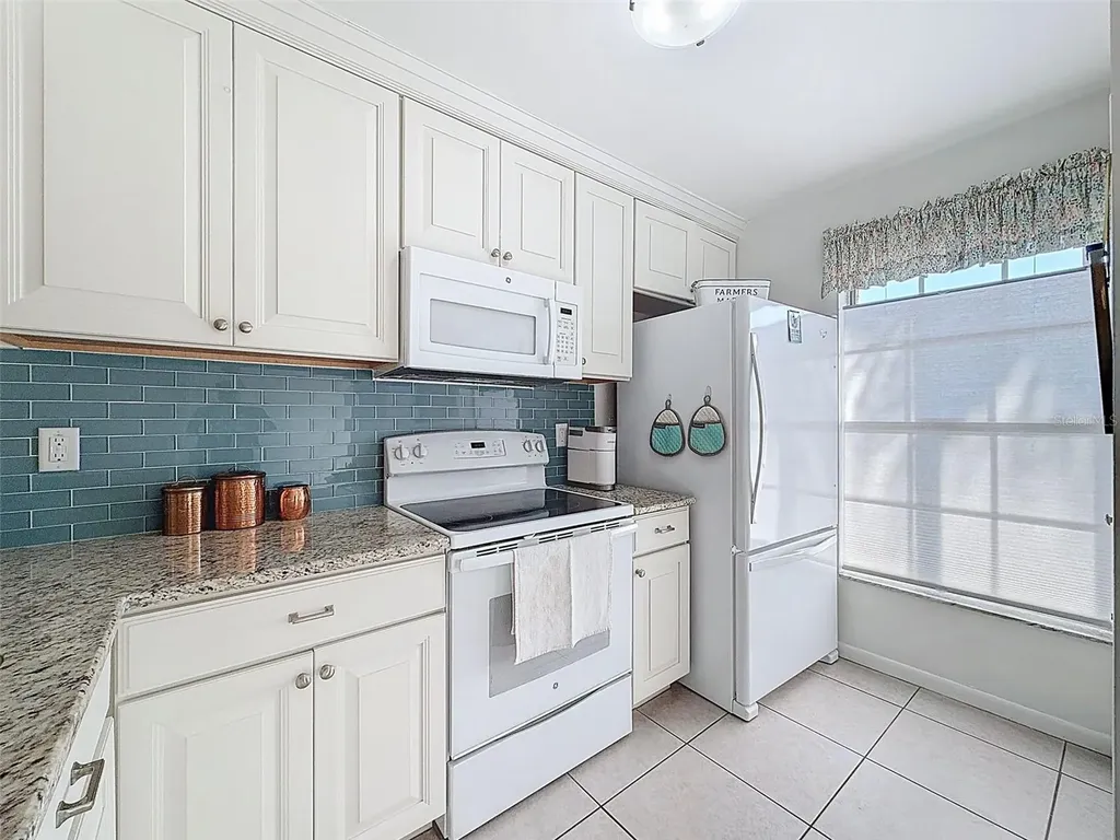4833 Myrtle Oak Drive New Port Richey FL 34653