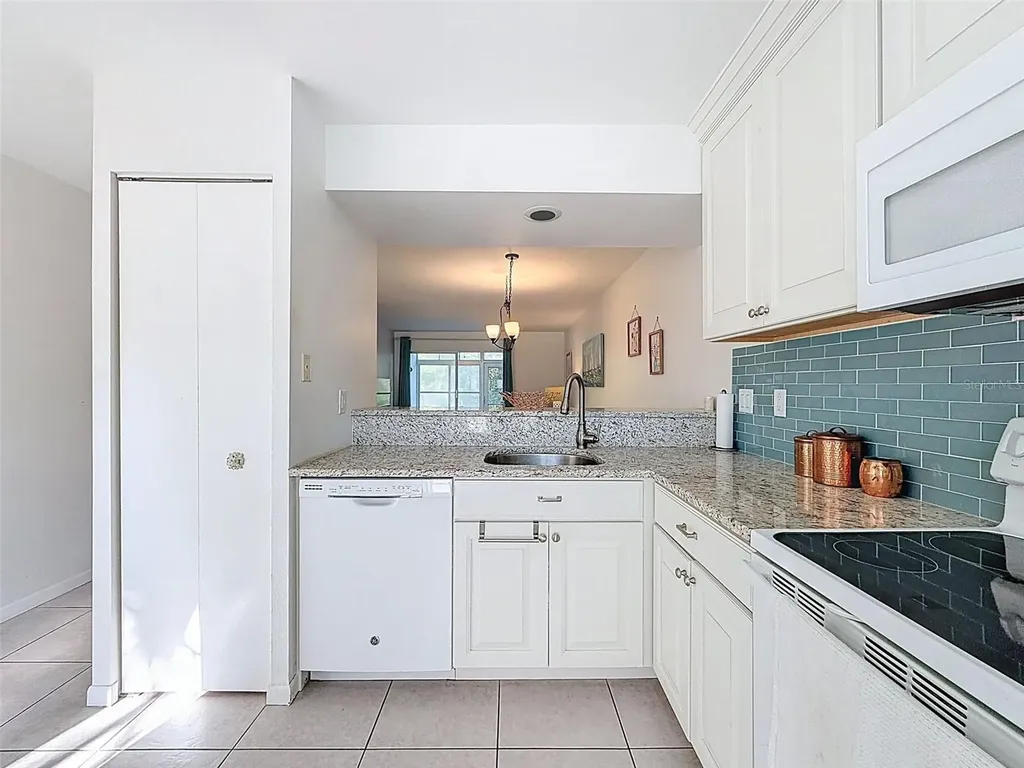4833 Myrtle Oak Drive New Port Richey FL 34653