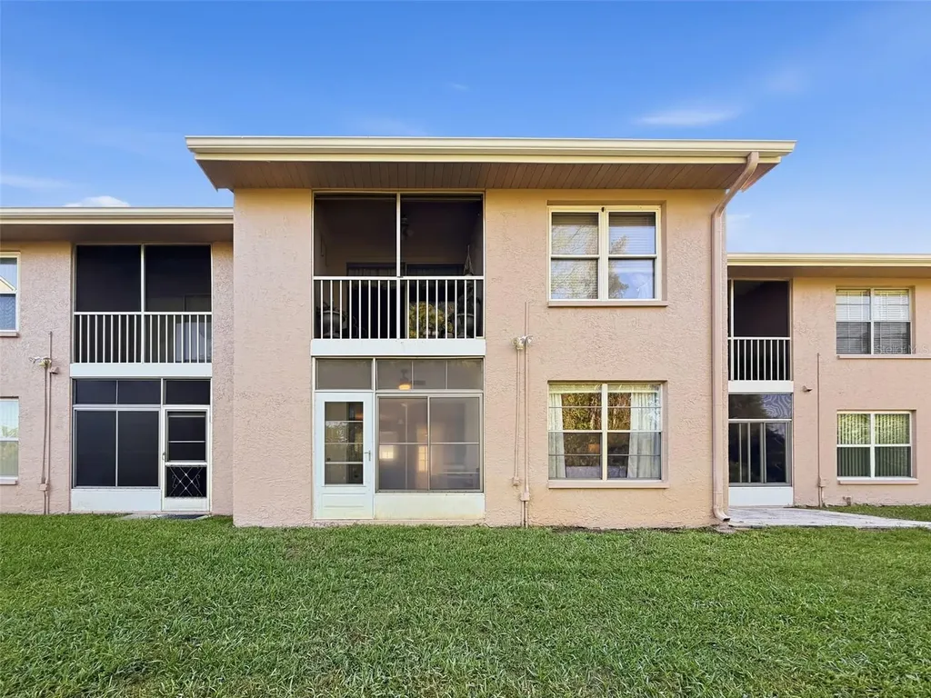 4833 Myrtle Oak Drive New Port Richey FL 34653