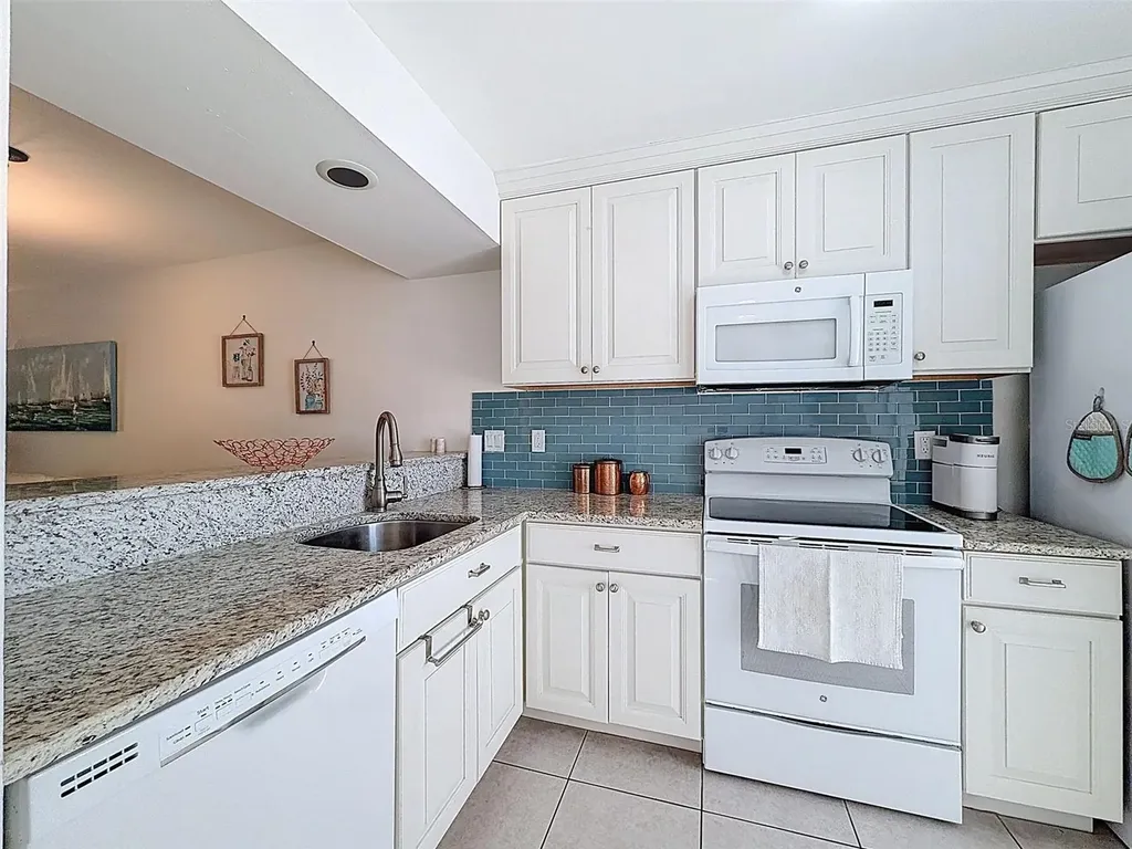 4833 Myrtle Oak Drive New Port Richey FL 34653