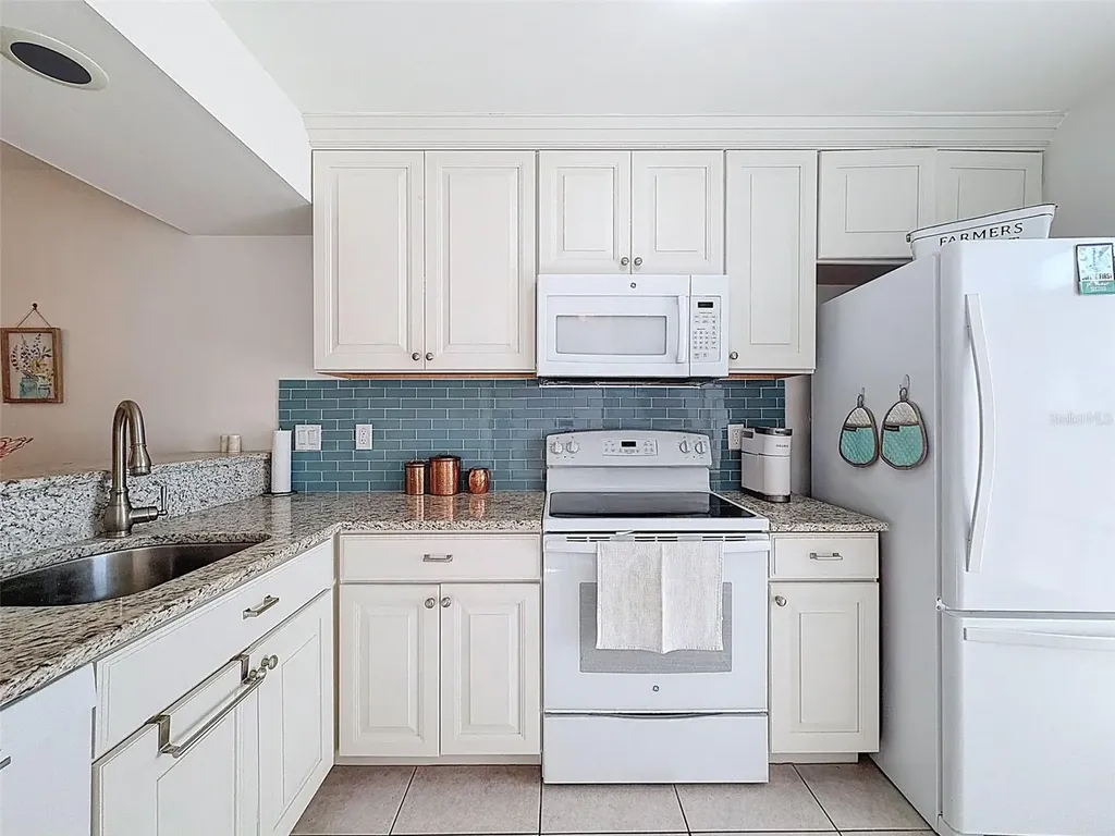 4833 Myrtle Oak Drive New Port Richey FL 34653