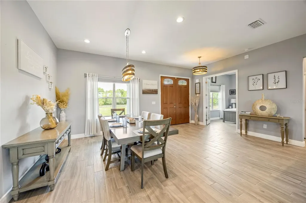 1679 E County Road 462 Wildwood FL 34785