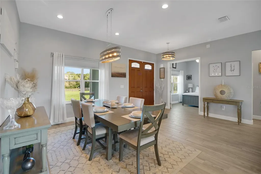 1679 E County Road 462 Wildwood FL 34785