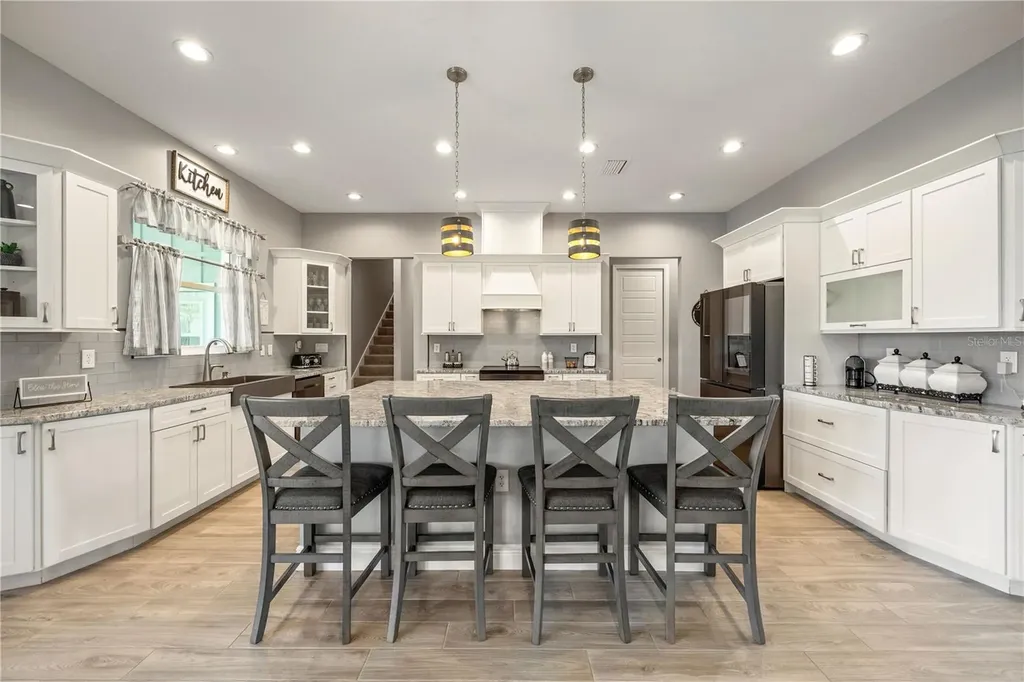 1679 E County Road 462 Wildwood FL 34785