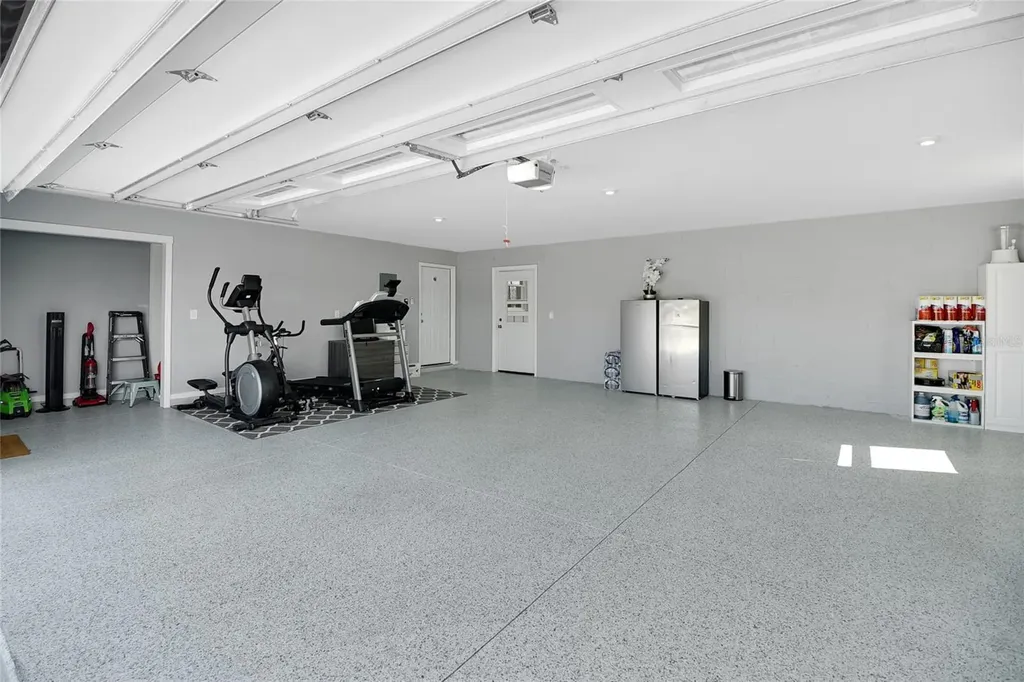 1679 E County Road 462 Wildwood FL 34785
