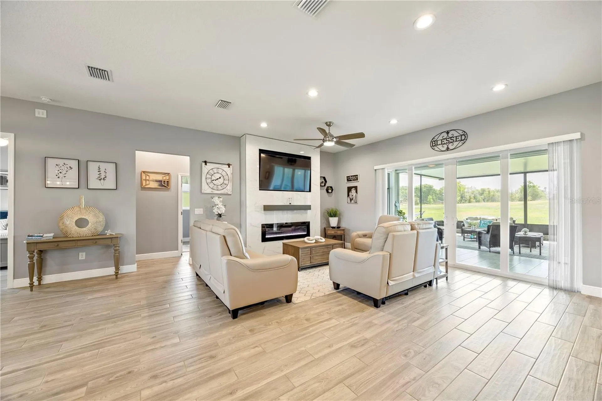 1679 E County Road 462 Wildwood FL 34785