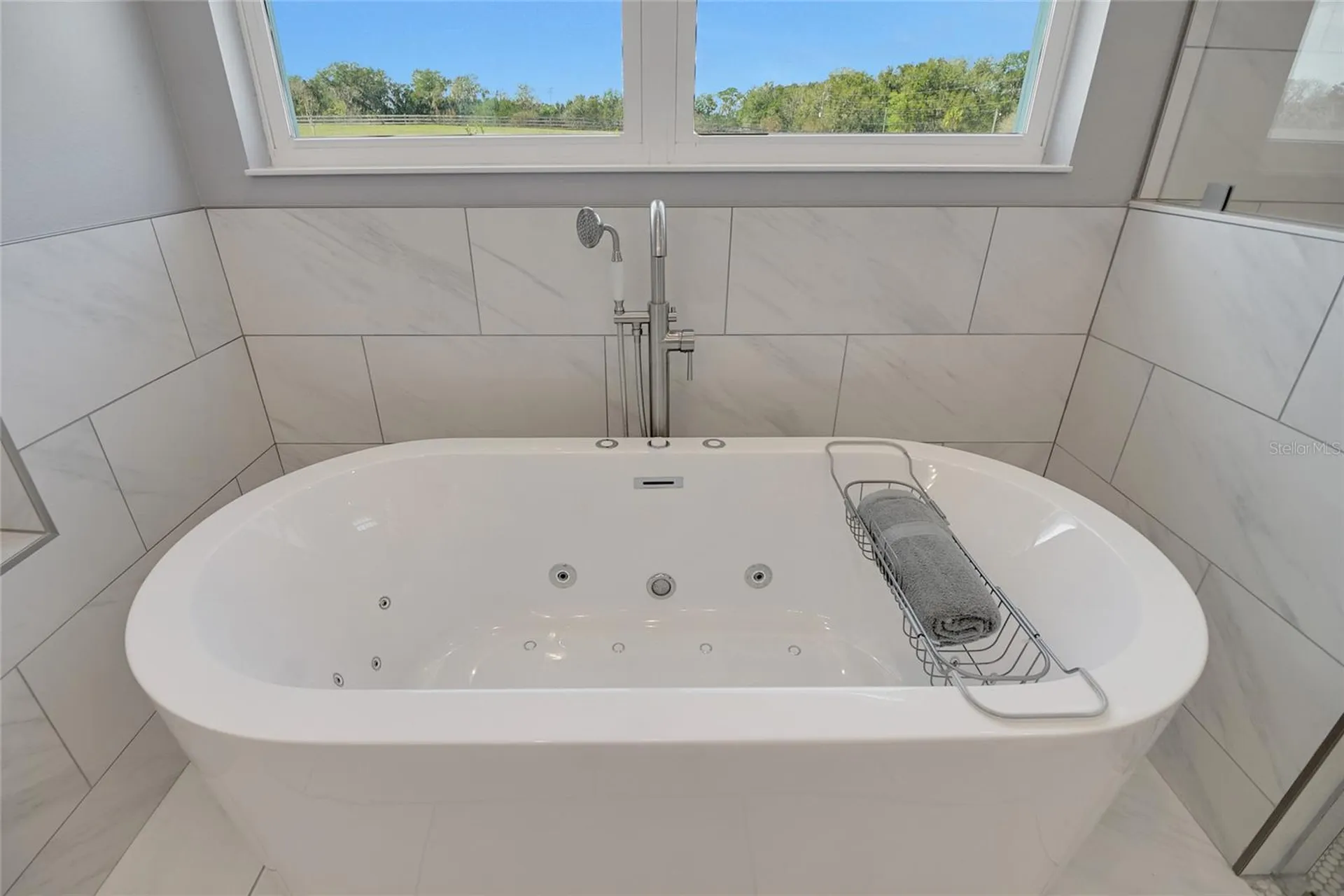 1679 E County Road 462 Wildwood FL 34785