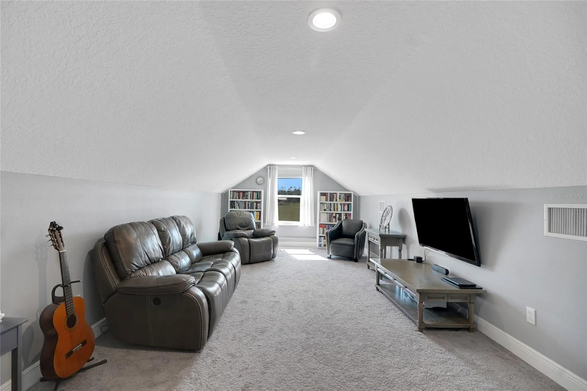 1679 E County Road 462 Wildwood FL 34785