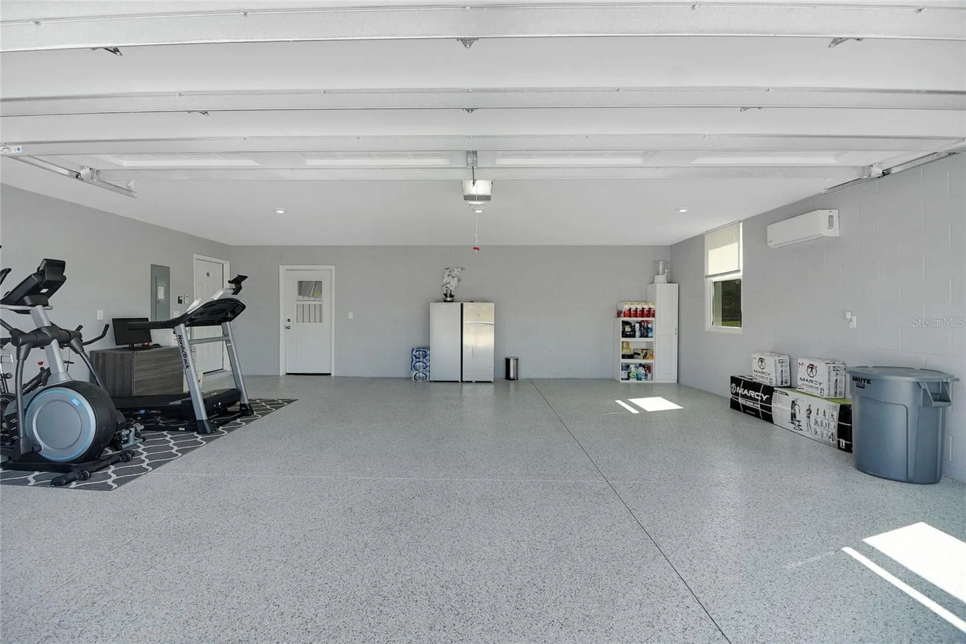1679 E County Road 462 Wildwood FL 34785