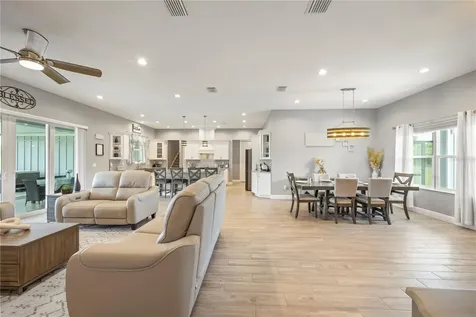 1679 E County Road 462 Wildwood FL 34785