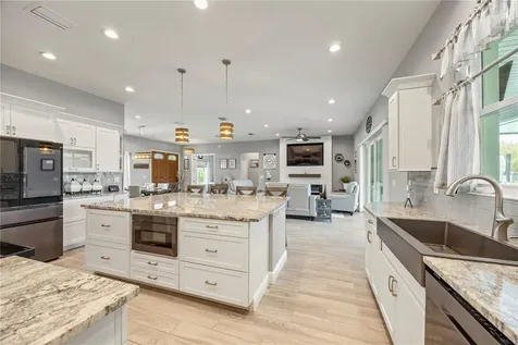1679 E County Road 462 Wildwood FL 34785