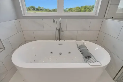 1679 E County Road 462 Wildwood FL 34785
