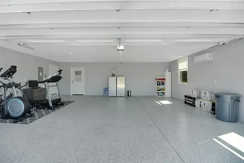 1679 E County Road 462 Wildwood FL 34785
