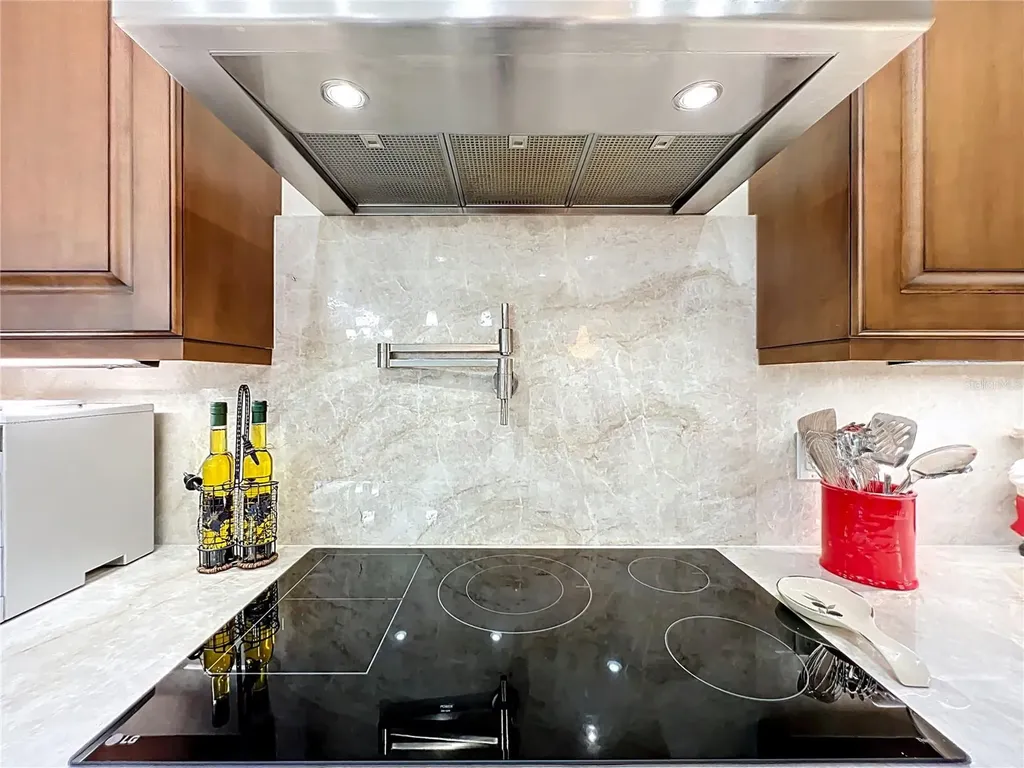 587 Broadoak Loop Sanford FL 32771