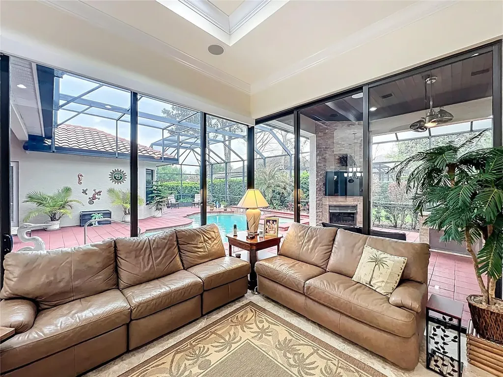 587 Broadoak Loop Sanford FL 32771