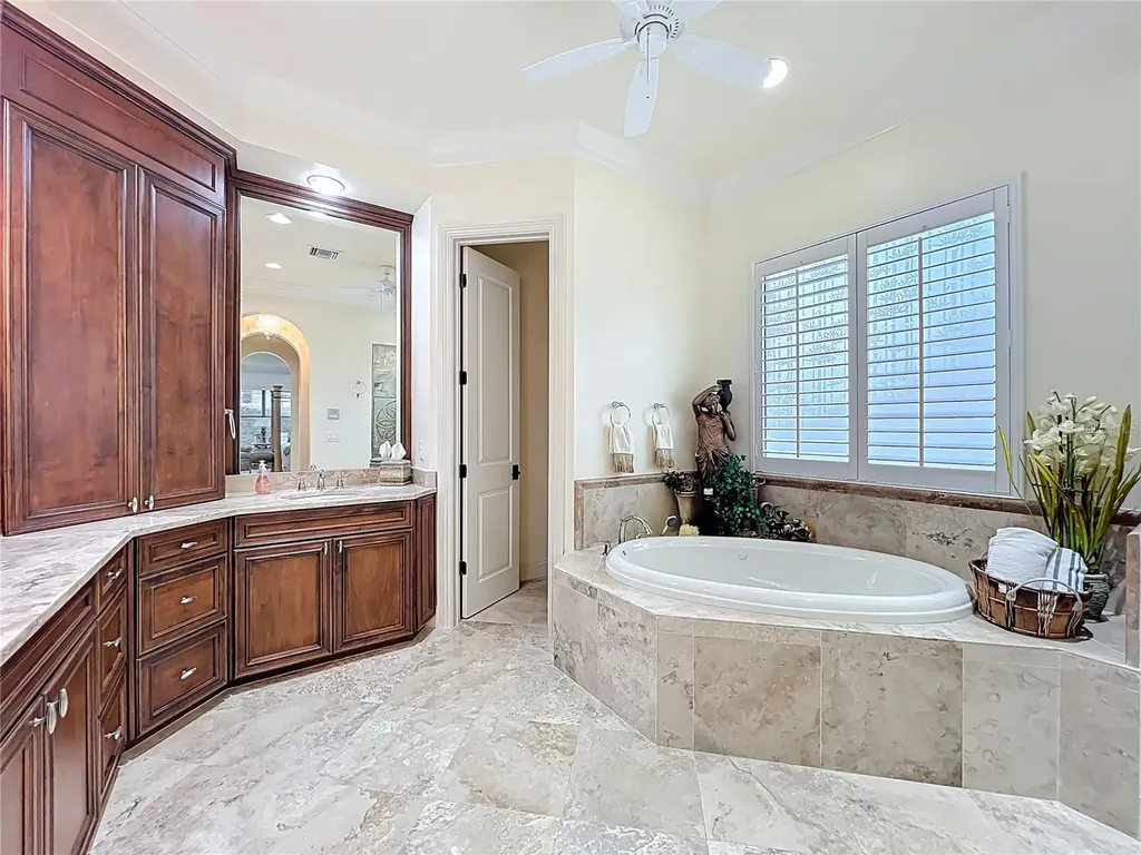 587 Broadoak Loop Sanford FL 32771