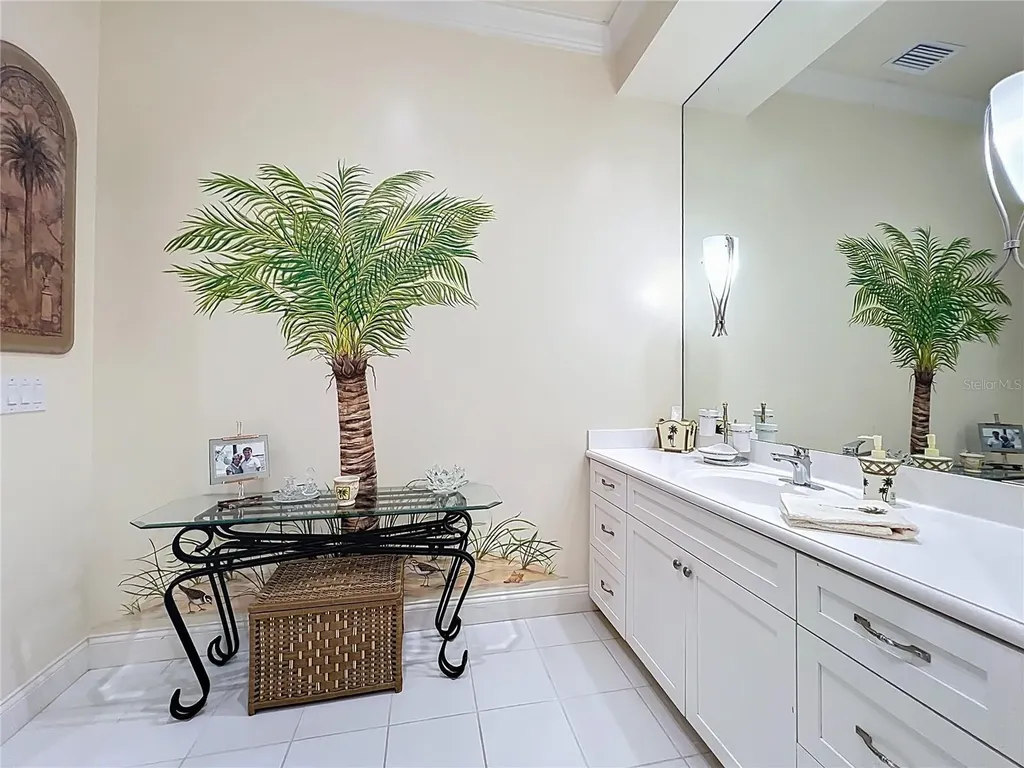 587 Broadoak Loop Sanford FL 32771