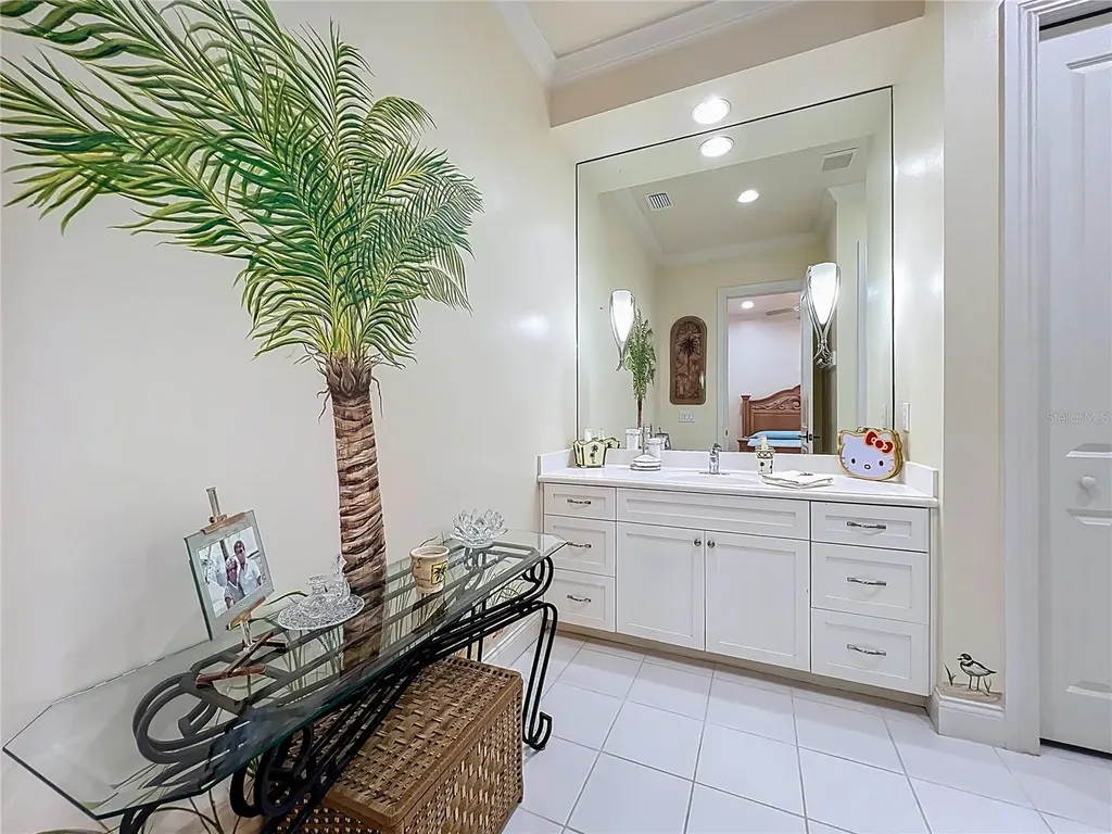 587 Broadoak Loop Sanford FL 32771