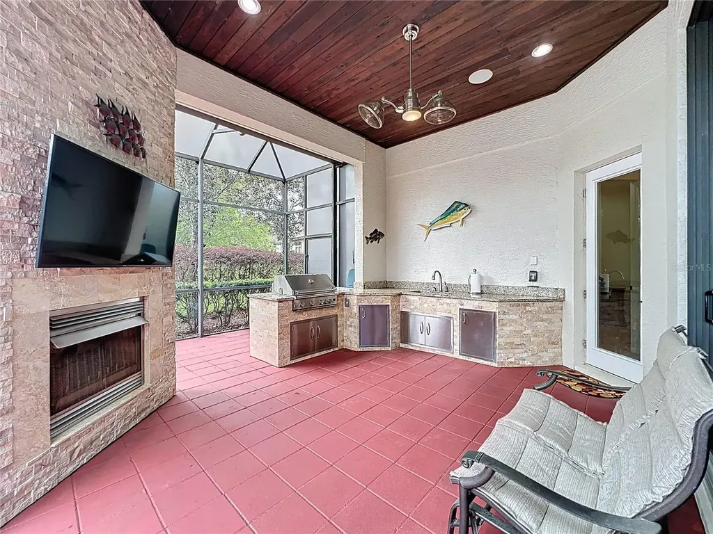 587 Broadoak Loop Sanford FL 32771
