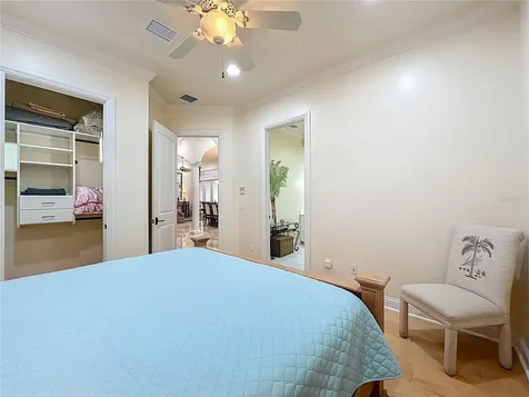 587 Broadoak Loop Sanford FL 32771