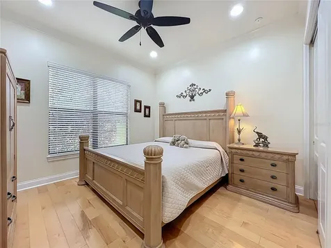 587 Broadoak Loop Sanford FL 32771