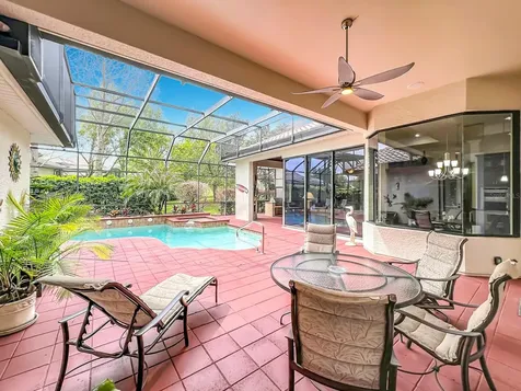 587 Broadoak Loop Sanford FL 32771